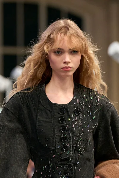 Look 160